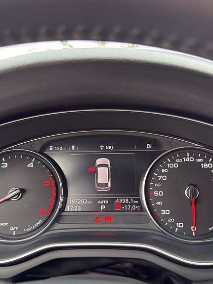 Audi A4 allroad 8 of 9