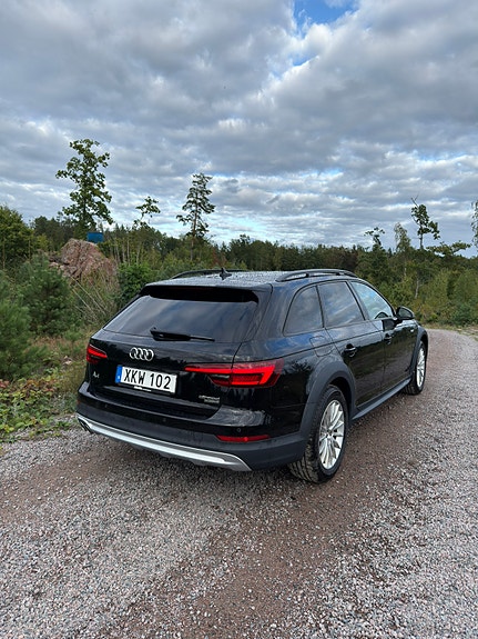 Audi A4 allroad 3 of 9