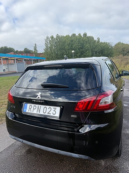 Peugeot 308 6 of 30