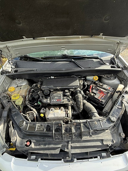 Ford Fusion 6 of 6