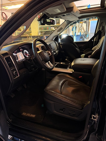 RAM 1500 4 of 5
