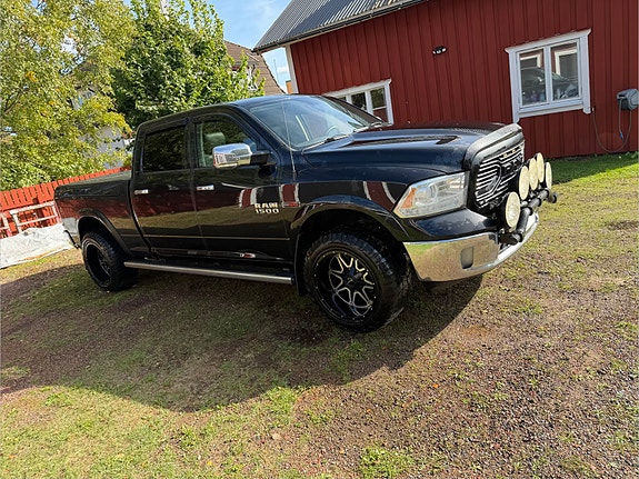 RAM 1500 3 of 5