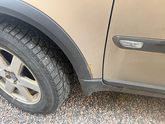 Volvo XC90 11 of 17