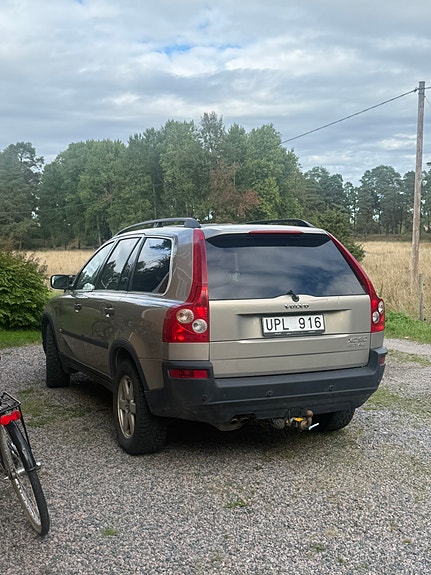 Volvo XC90 17 of 17