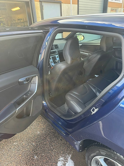 Volvo V60 9 of 10