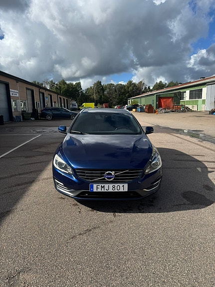 Volvo V60 5 of 10