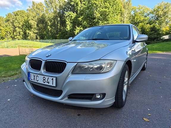 BMW 318d 3 of 18