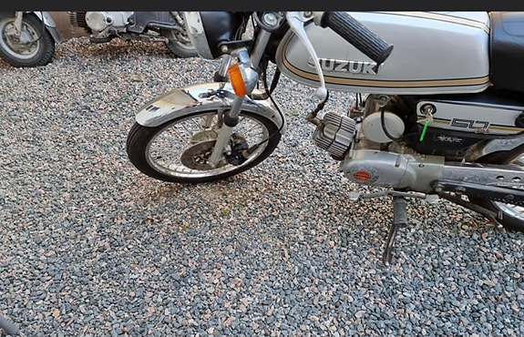 Suzuki K50 2 of 18