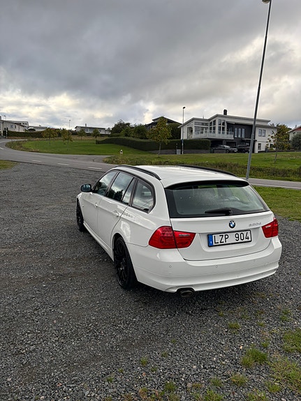 BMW 320d 6 of 6