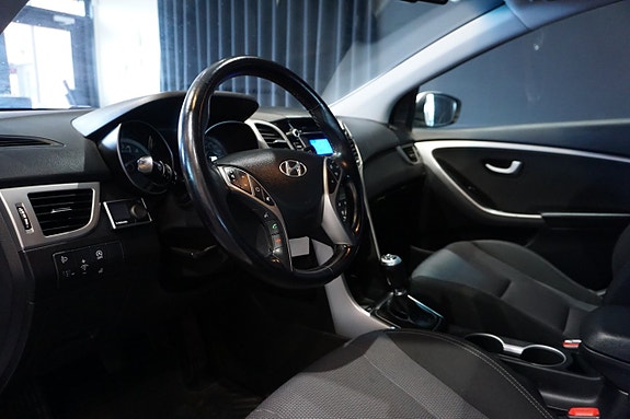 Hyundai i30 11 of 14