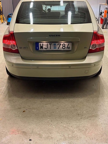 Volvo S40 9 of 13