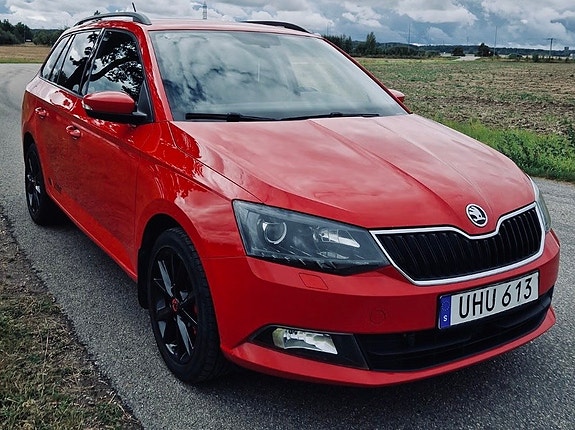 Skoda Fabia 2 of 6