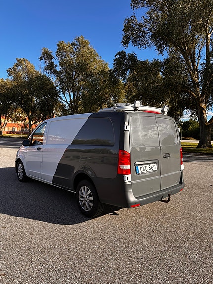 Mercedes-Benz Vito 109 4 of 9