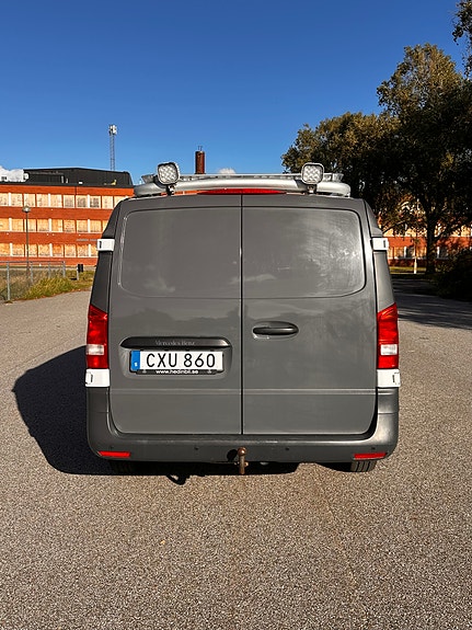 Mercedes-Benz Vito 109 3 of 9