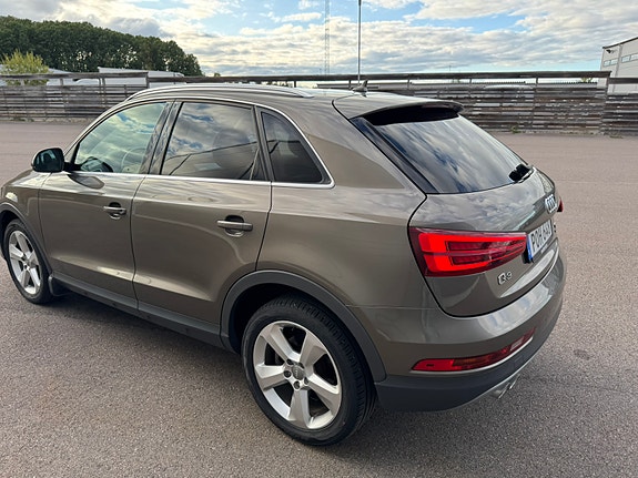 Audi Q3 4 of 7