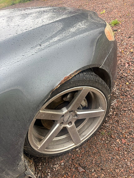 Volvo V70 4 of 5