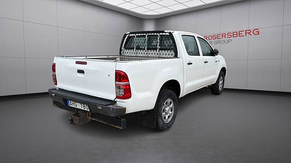 Toyota HiLux 4 of 11
