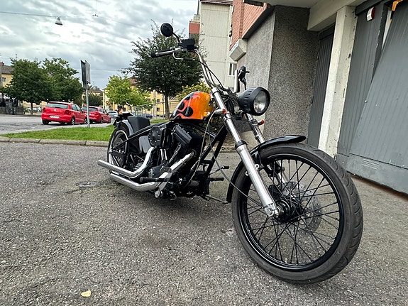 Harley-Davidson Chopper 7 of 8