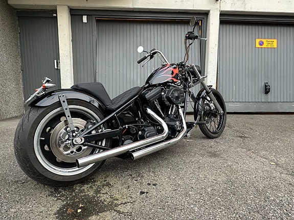 Harley-Davidson Chopper 5 of 8