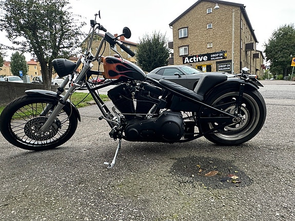 Harley-Davidson Chopper 3 of 8