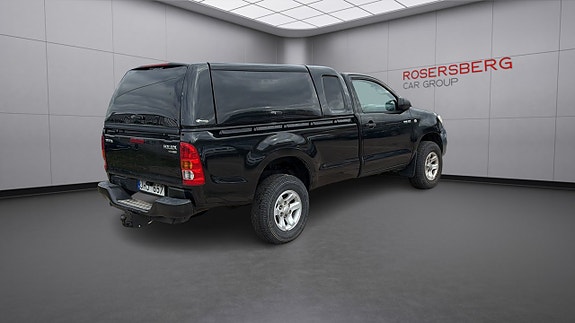 Toyota HiLux 5 of 14