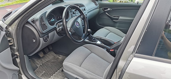Saab 9-3 6 of 10