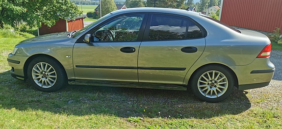 Saab 9-3 2 of 10