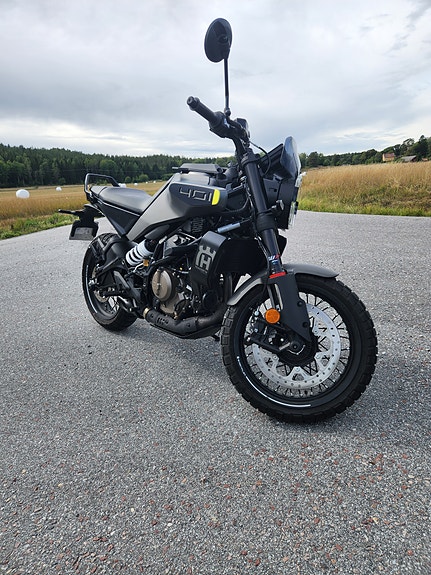 Husqvarna HUSQVARNA SVARTPILEN 401 7 of 8