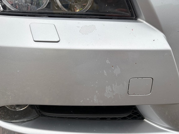 BMW 320i 18 of 19