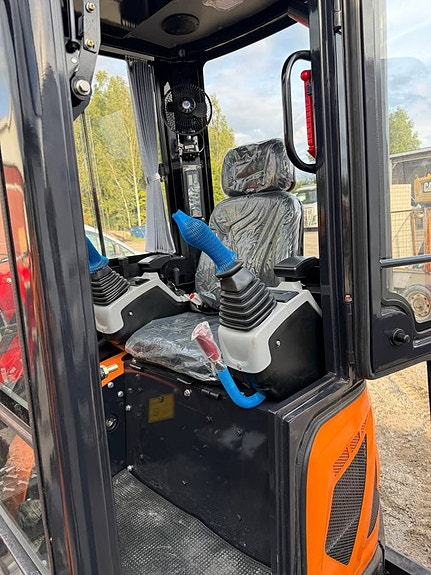 Minigrävare 2 ton – Ny – Diesel – CE 7 of 12