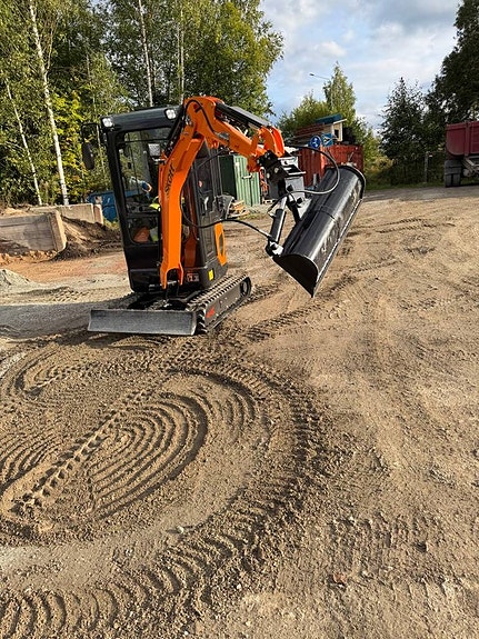 Minigrävare 2 ton – Ny – Diesel – CE 5 of 12
