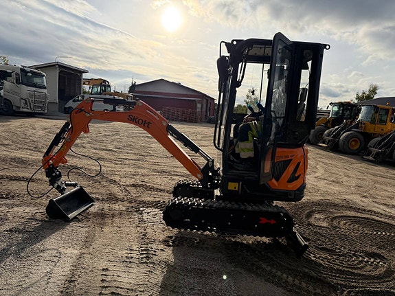 Minigrävare 2 ton – Ny – Diesel – CE 6 of 12
