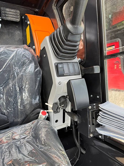 Minigrävare 2 ton – Ny – Diesel – CE 10 of 12