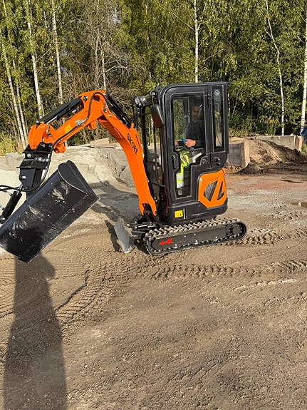 Minigrävare 2 ton – Ny – Diesel – CE 3 of 12