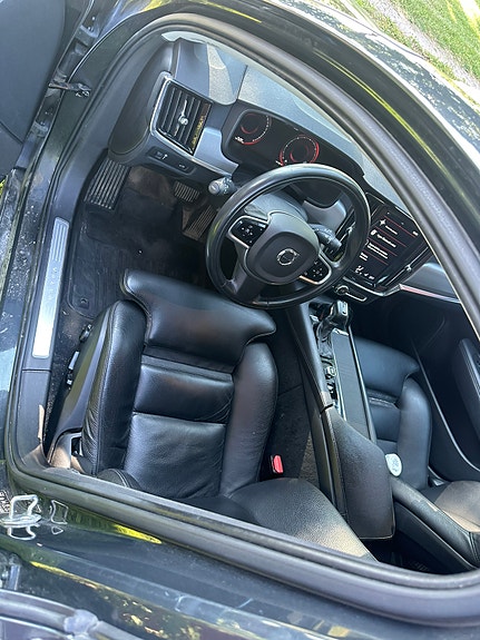 Volvo V90 3 of 7