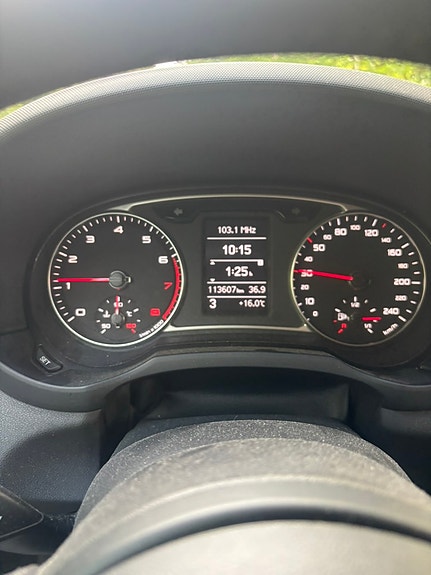 Audi A1 3 of 9