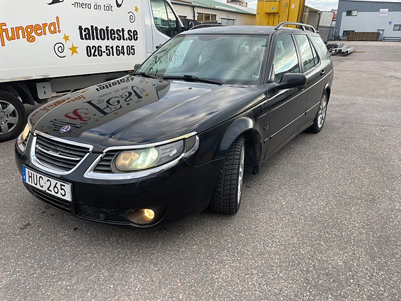Saab 9-5 2 of 9