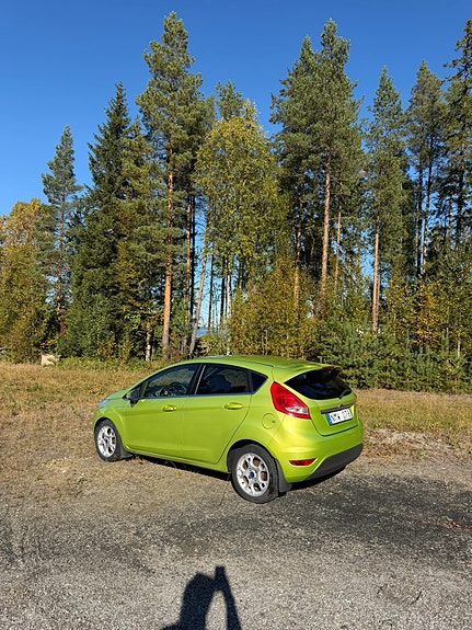 Ford Fiesta 3 of 7