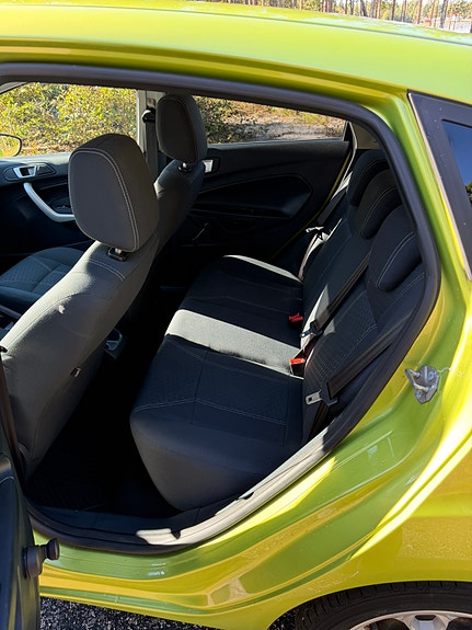 Ford Fiesta 5 of 7