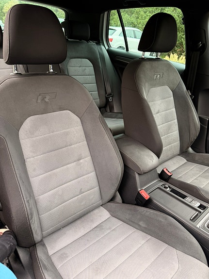 Volkswagen Golf VII 4 of 7