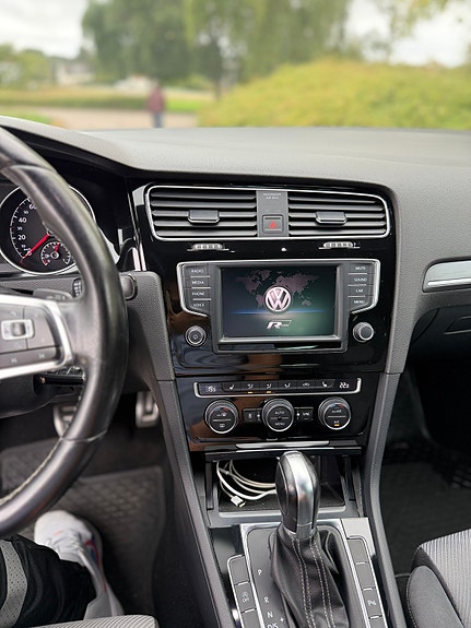Volkswagen Golf VII 7 of 7