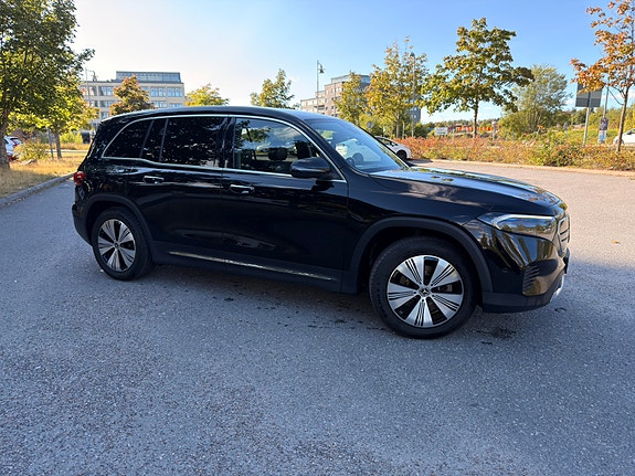 Mercedes-Benz EQB250+ 2 of 15