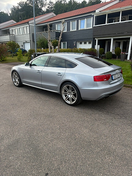 Audi A5 4 of 9