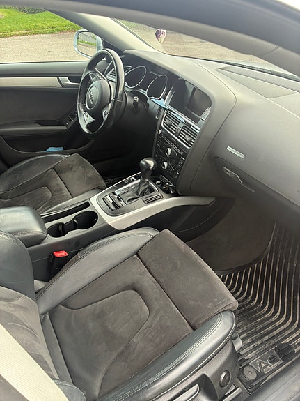Audi A5 6 of 9