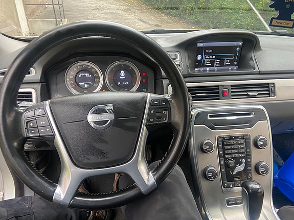 Volvo XC70 4 of 10