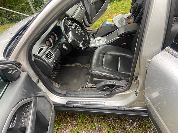 Volvo XC70 10 of 10