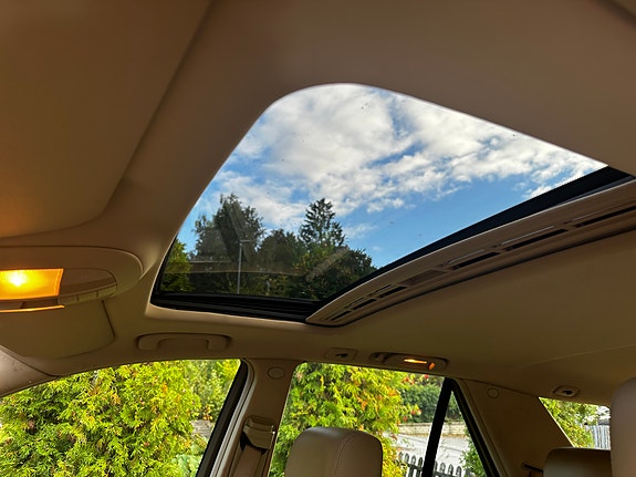Mercedes-Benz ML420 5 of 11