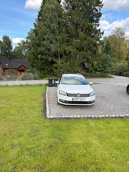 Volkswagen Passat 3 of 7