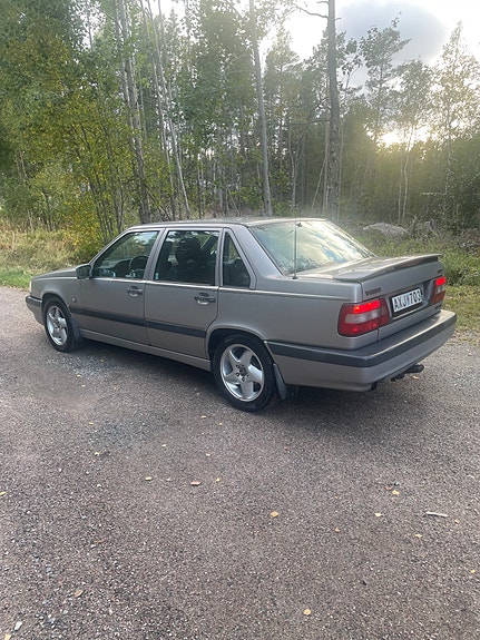 Volvo 850 2 of 15