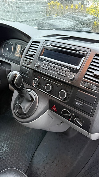 Volkswagen Transporter 9 of 10